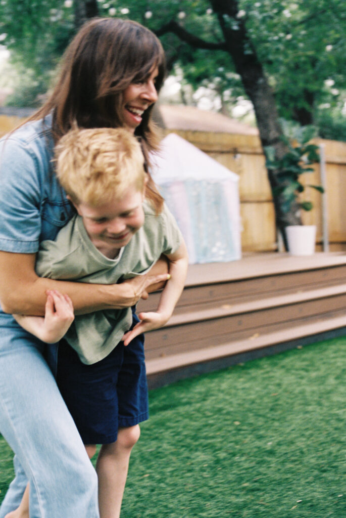 lifestyle family photos in austin